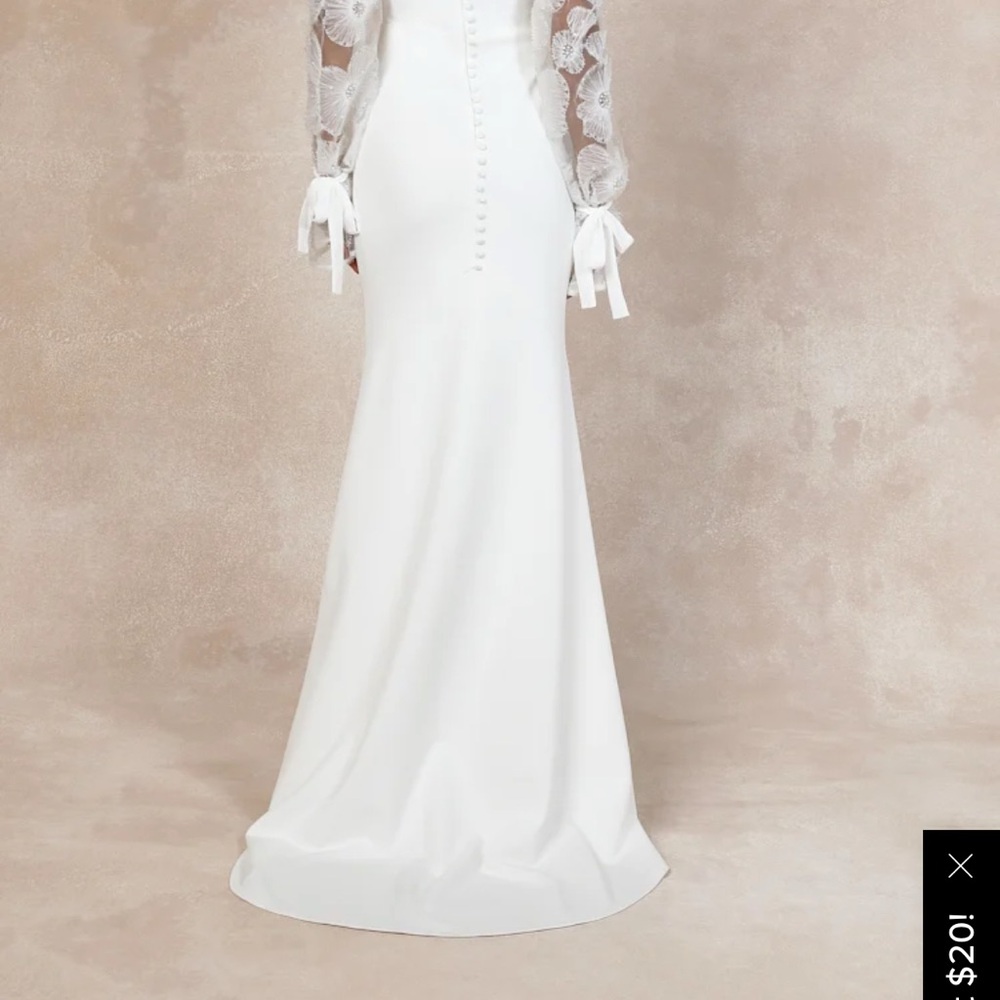 NWT Elegant White Off-Shoulder Wedding Dress - Picture 6 of 6